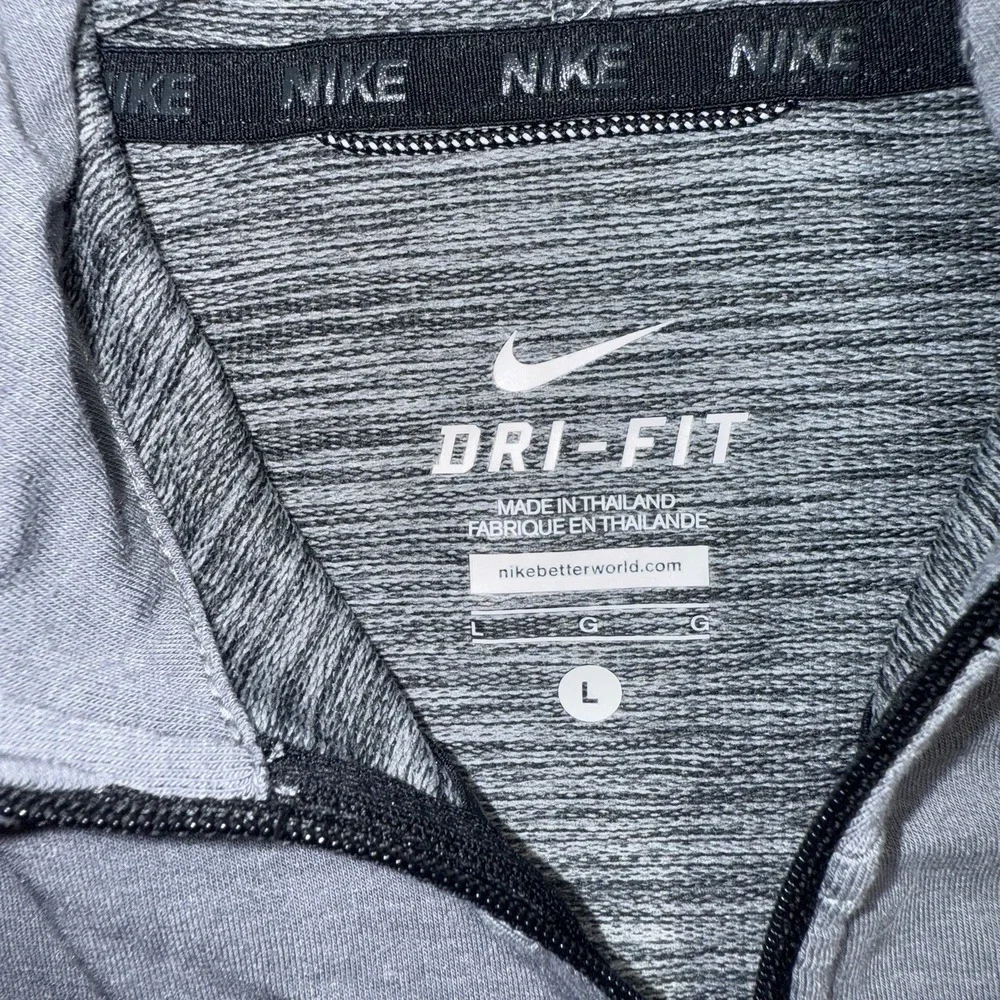 Nike Dri Fit Full Zipper Jacket Grey Size Kids Large